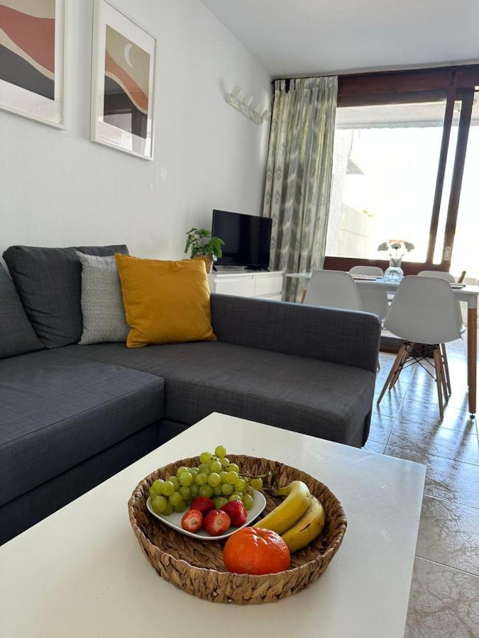 Pool View Apartment Primavera Arona  Luaran gambar