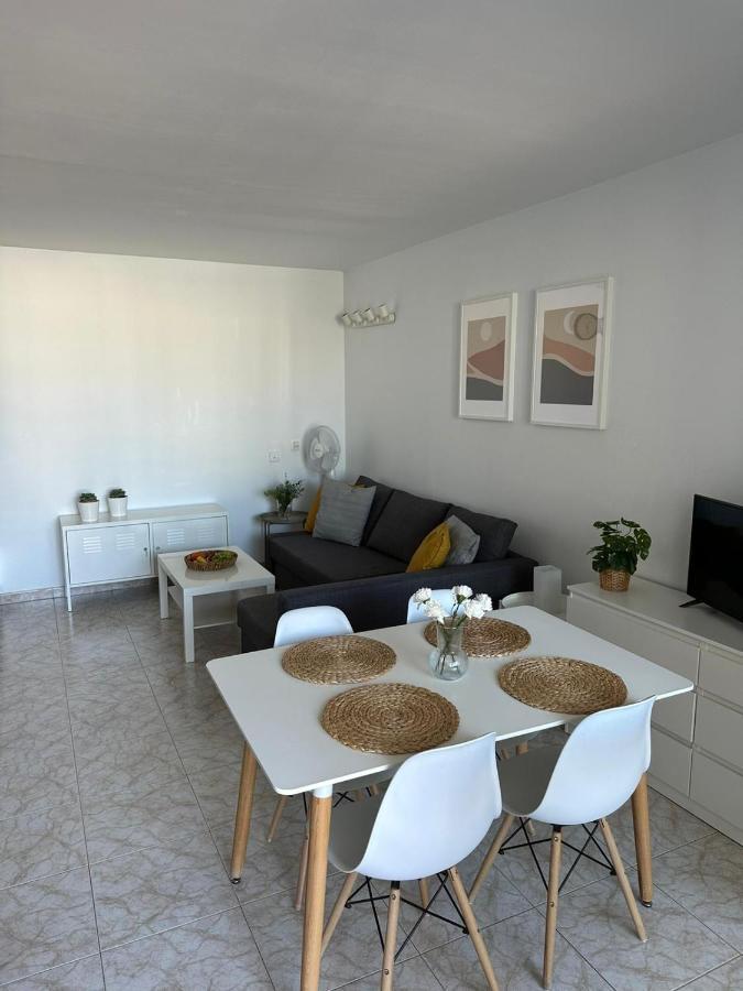 Pool View Apartment Primavera Arona  Luaran gambar