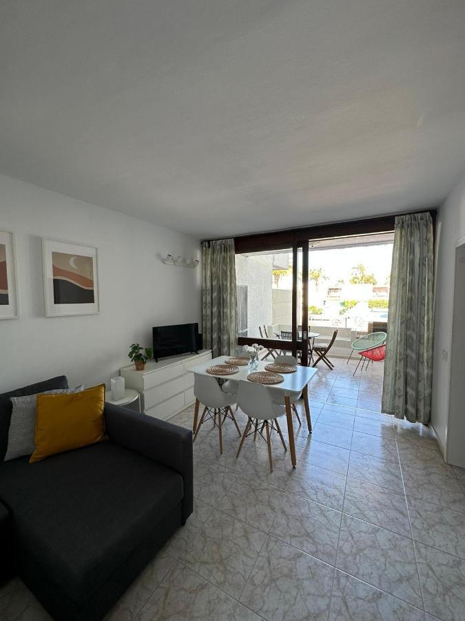 Pool View Apartment Primavera Arona  Luaran gambar